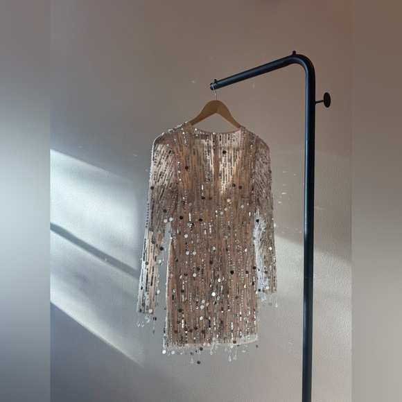 Mac Duggal 93850 | Silver Beaded Fringe | Long Sleeve Plunge |  Sz 6 | NWT - Picture 10 of 14